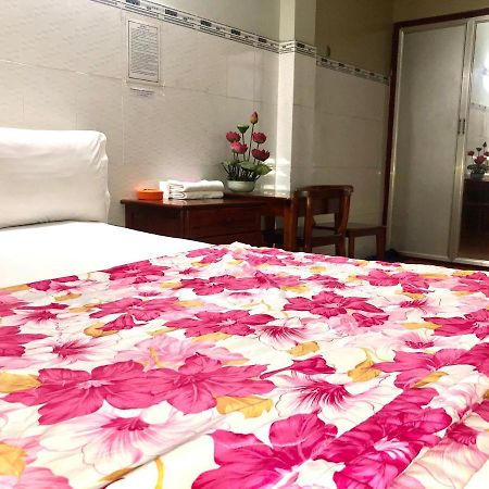 Khach San Hong Ha 2 Hotel Ho Chi Minh City Exterior photo