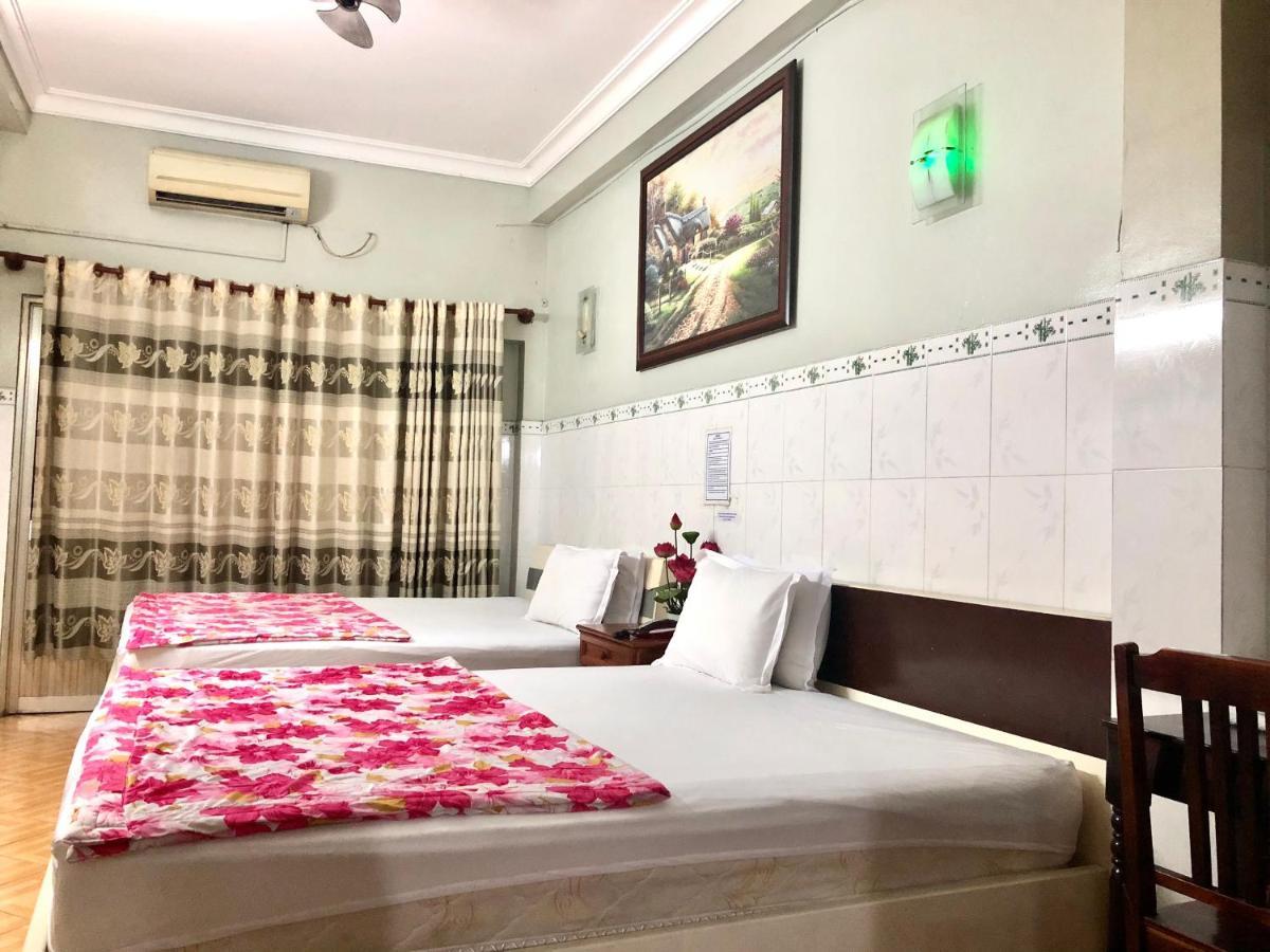 Khach San Hong Ha 2 Hotel Ho Chi Minh City Exterior photo
