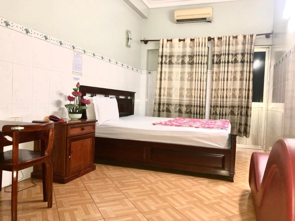 Khach San Hong Ha 2 Hotel Ho Chi Minh City Exterior photo